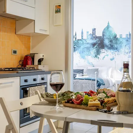 Lägenhet Lily Firence Florens