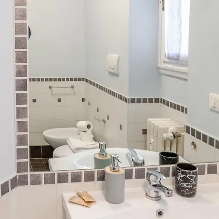 Lily Firence Apartamento *