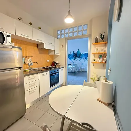 Lägenhet Lily Firence *